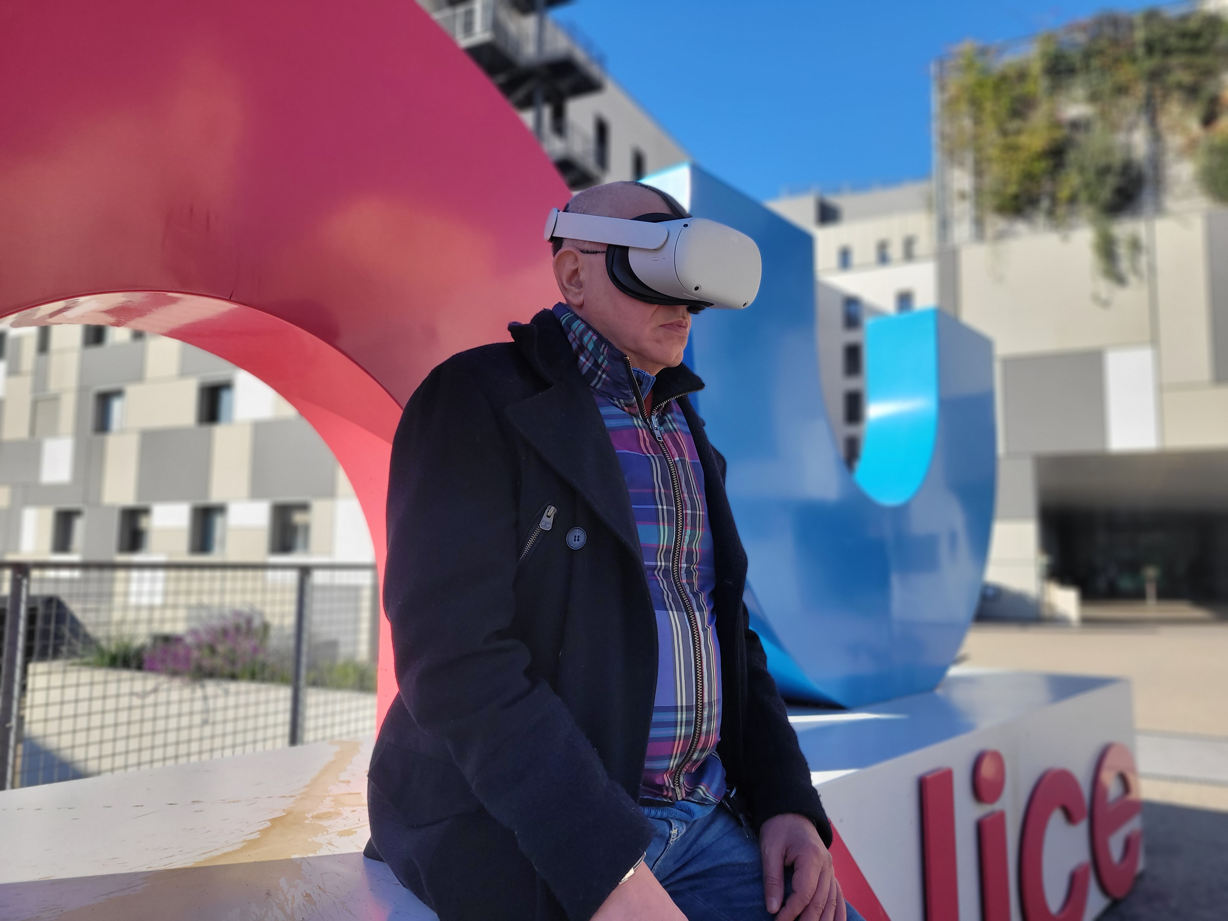 famille et casque VR